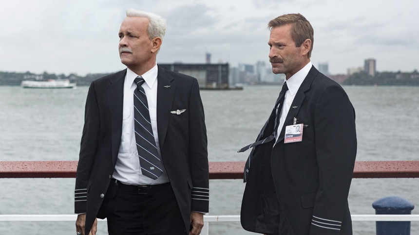 sully 2016 movie review tom hanks aaron eckhart